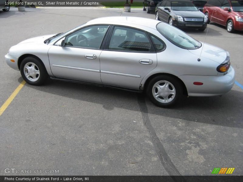 Silver Frost Metallic / Graphite 1996 Ford Taurus GL