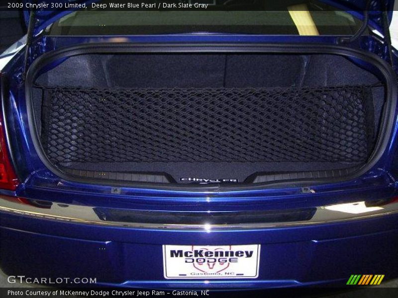 Deep Water Blue Pearl / Dark Slate Gray 2009 Chrysler 300 Limited