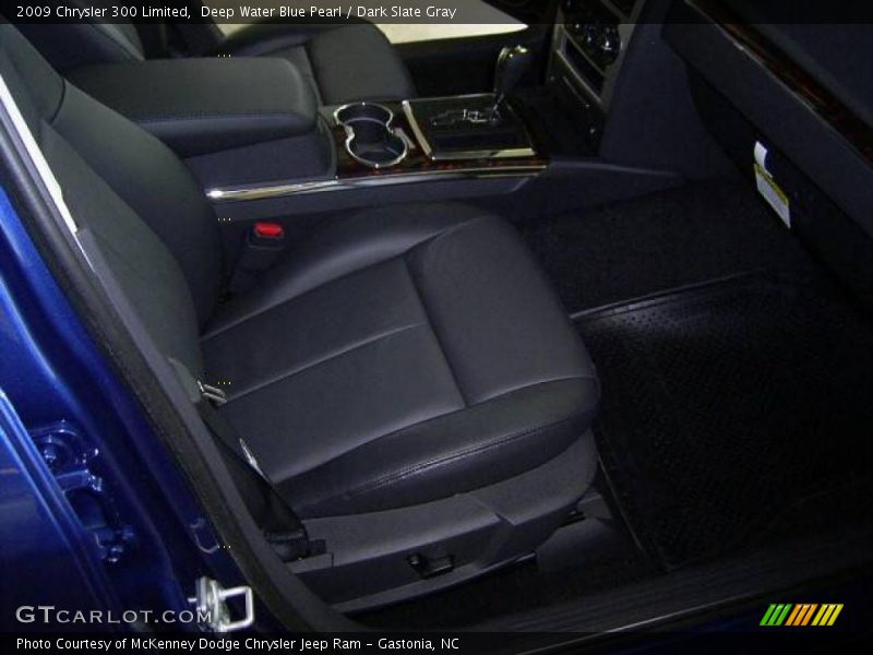 Deep Water Blue Pearl / Dark Slate Gray 2009 Chrysler 300 Limited