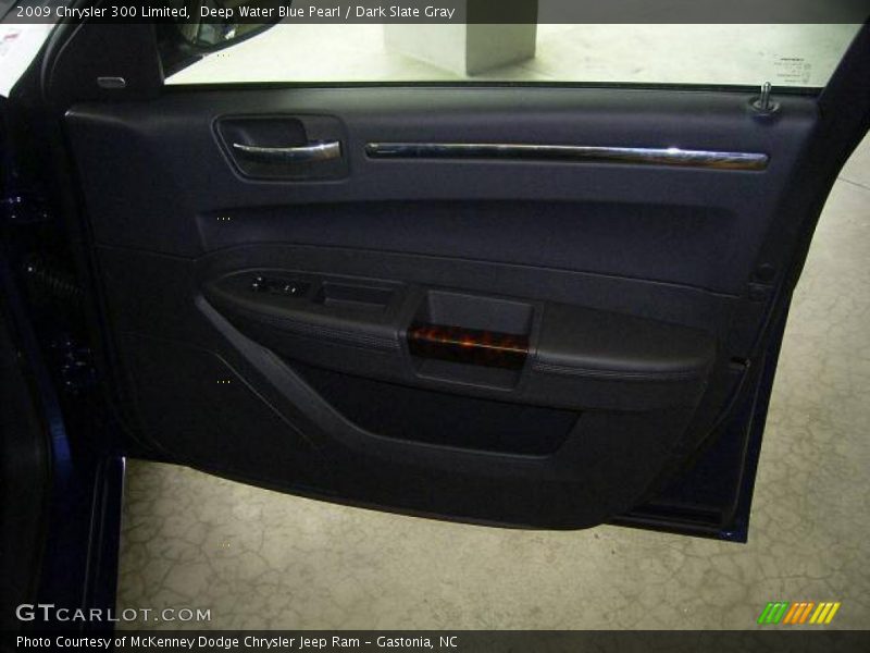 Deep Water Blue Pearl / Dark Slate Gray 2009 Chrysler 300 Limited