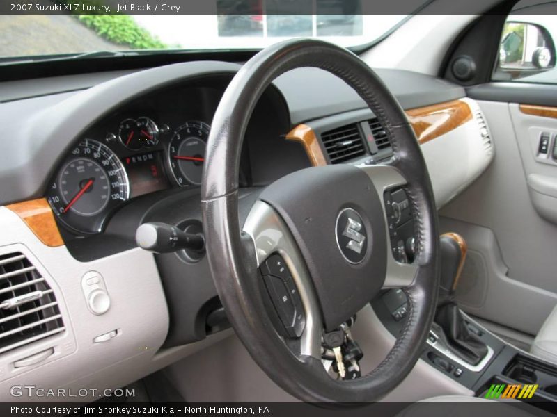 Jet Black / Grey 2007 Suzuki XL7 Luxury