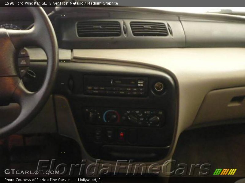 Silver Frost Metallic / Medium Graphite 1998 Ford Windstar GL