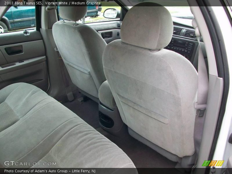 Vibrant White / Medium Graphite 2003 Ford Taurus SES