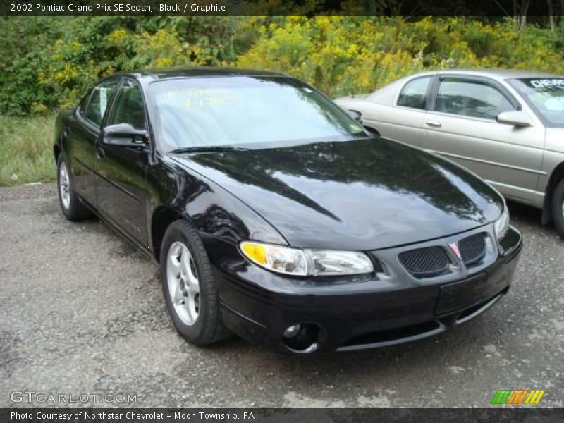 Black / Graphite 2002 Pontiac Grand Prix SE Sedan
