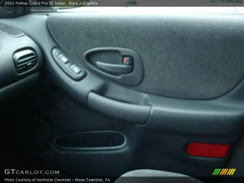 Black / Graphite 2002 Pontiac Grand Prix SE Sedan