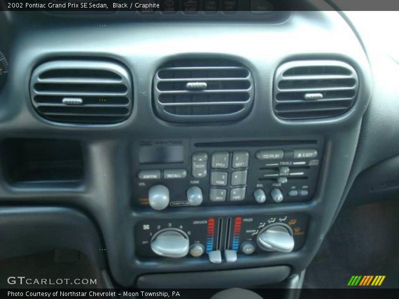 Black / Graphite 2002 Pontiac Grand Prix SE Sedan