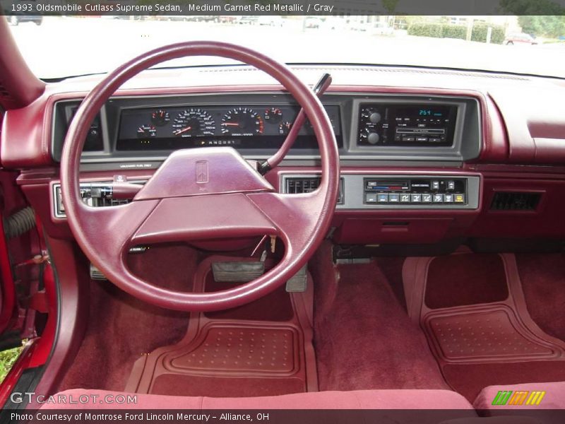Medium Garnet Red Metallic / Gray 1993 Oldsmobile Cutlass Supreme Sedan