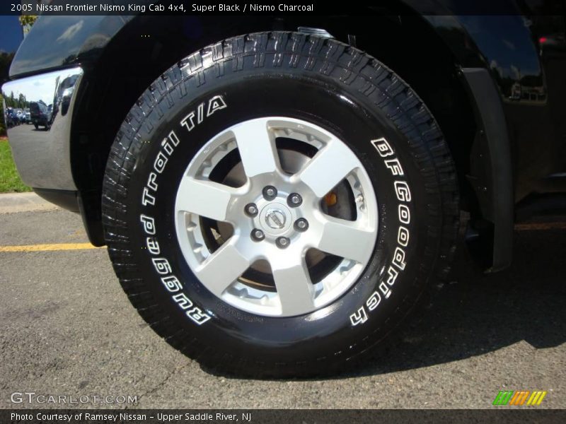 Super Black / Nismo Charcoal 2005 Nissan Frontier Nismo King Cab 4x4