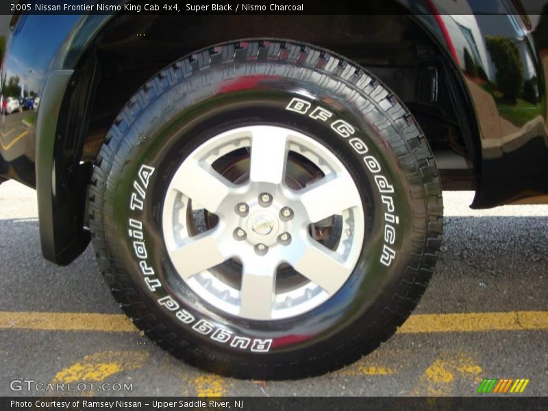 Super Black / Nismo Charcoal 2005 Nissan Frontier Nismo King Cab 4x4