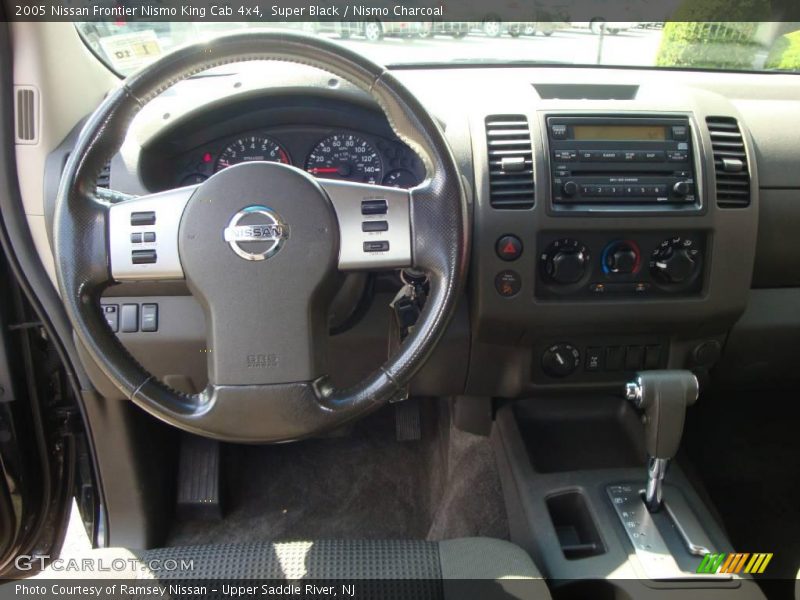 Super Black / Nismo Charcoal 2005 Nissan Frontier Nismo King Cab 4x4