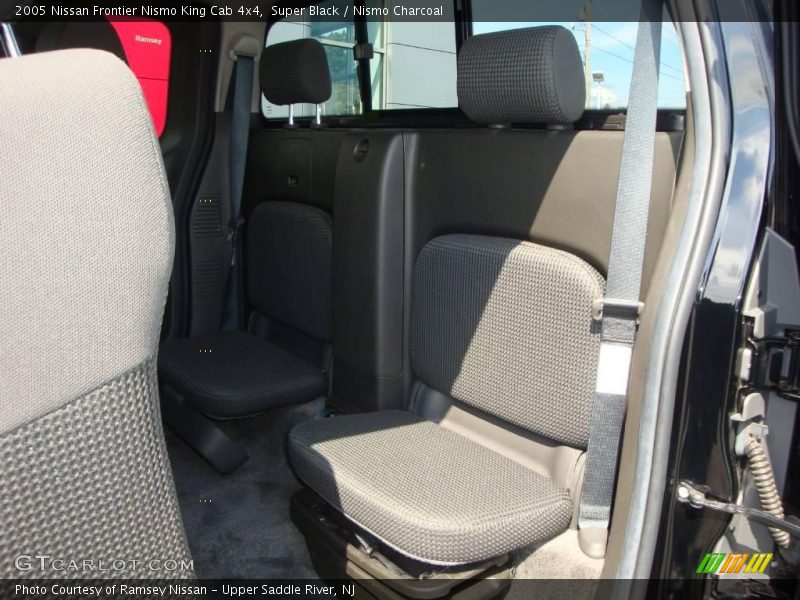 Super Black / Nismo Charcoal 2005 Nissan Frontier Nismo King Cab 4x4