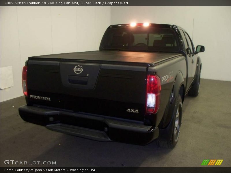 Super Black / Graphite/Red 2009 Nissan Frontier PRO-4X King Cab 4x4