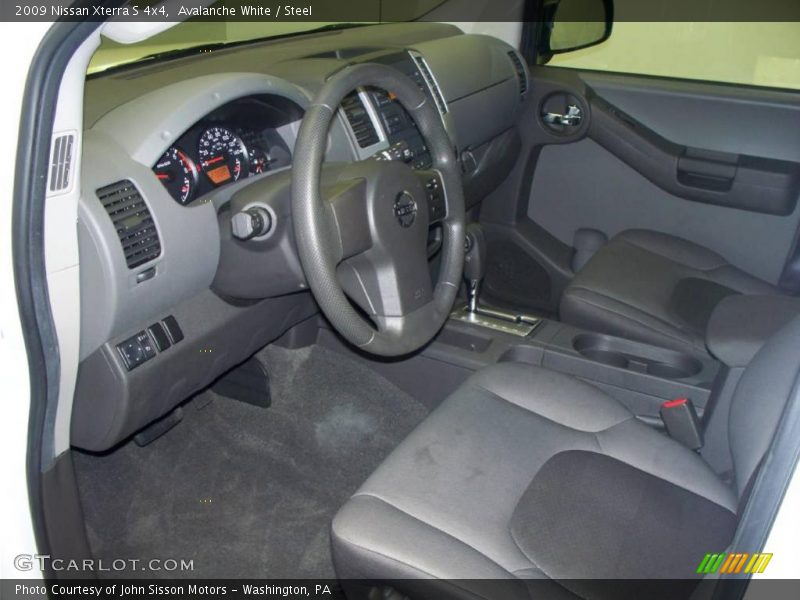 Avalanche White / Steel 2009 Nissan Xterra S 4x4