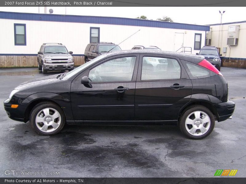 Pitch Black / Charcoal 2007 Ford Focus ZX5 SES Hatchback