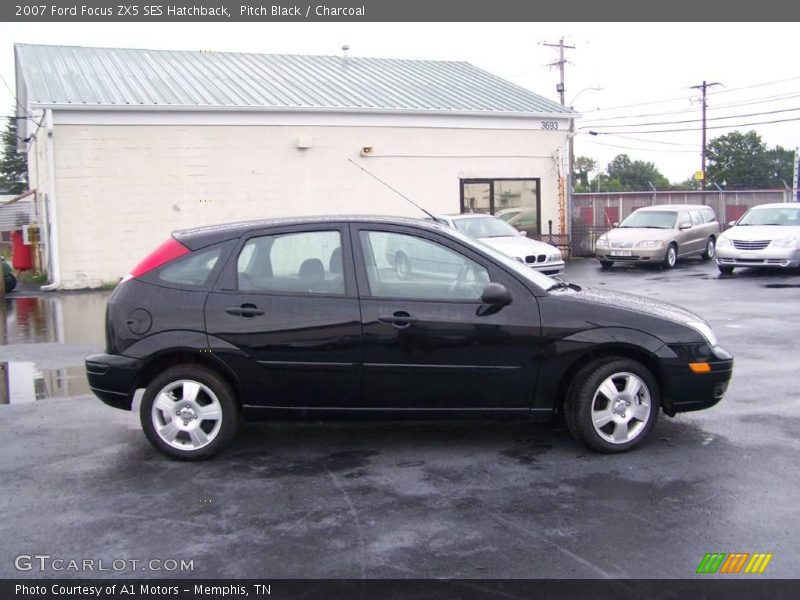 Pitch Black / Charcoal 2007 Ford Focus ZX5 SES Hatchback