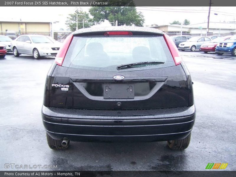 Pitch Black / Charcoal 2007 Ford Focus ZX5 SES Hatchback