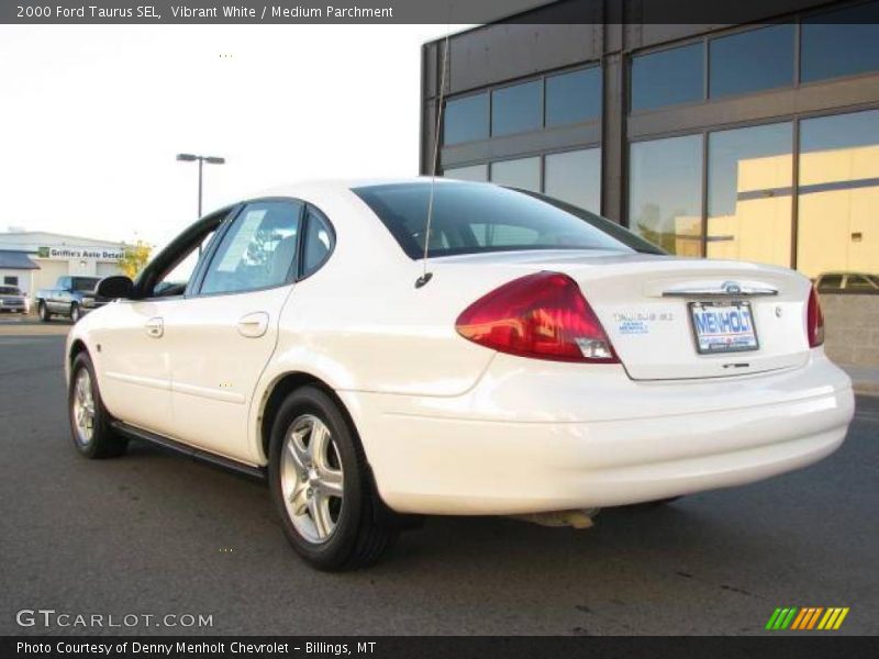 Vibrant White / Medium Parchment 2000 Ford Taurus SEL