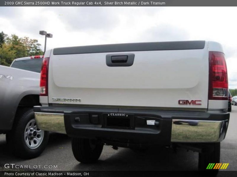Silver Birch Metallic / Dark Titanium 2009 GMC Sierra 2500HD Work Truck Regular Cab 4x4