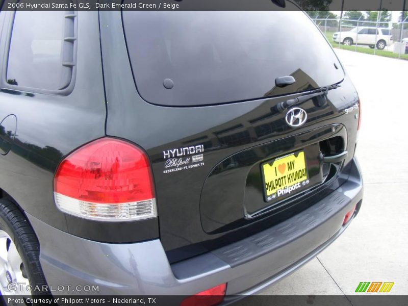 Dark Emerald Green / Beige 2006 Hyundai Santa Fe GLS