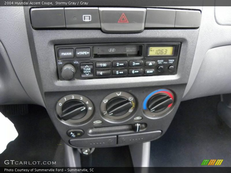 Stormy Gray / Gray 2004 Hyundai Accent Coupe