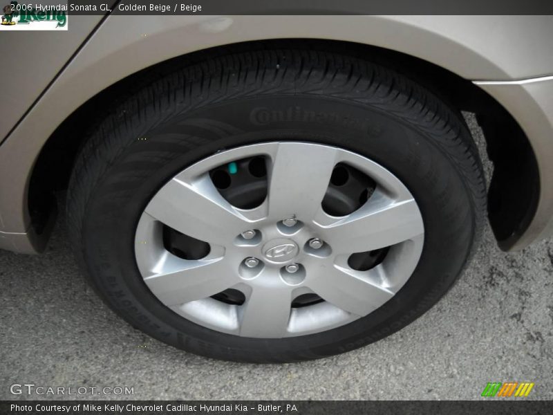 Golden Beige / Beige 2006 Hyundai Sonata GL