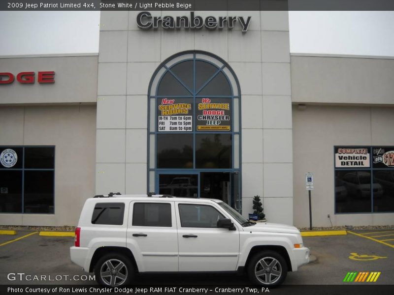 Stone White / Light Pebble Beige 2009 Jeep Patriot Limited 4x4