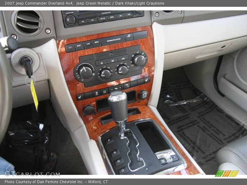 Jeep Green Metallic / Dark Khaki/Light Graystone 2007 Jeep Commander Overland 4x4