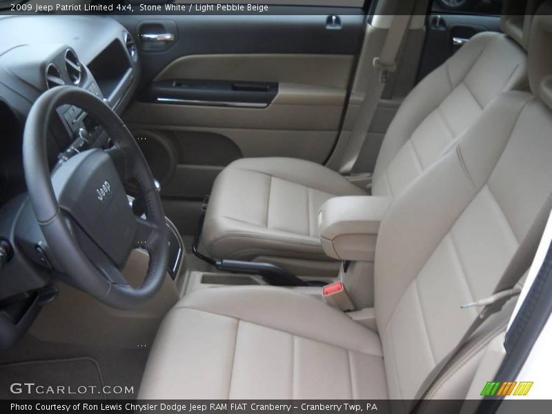 Stone White / Light Pebble Beige 2009 Jeep Patriot Limited 4x4