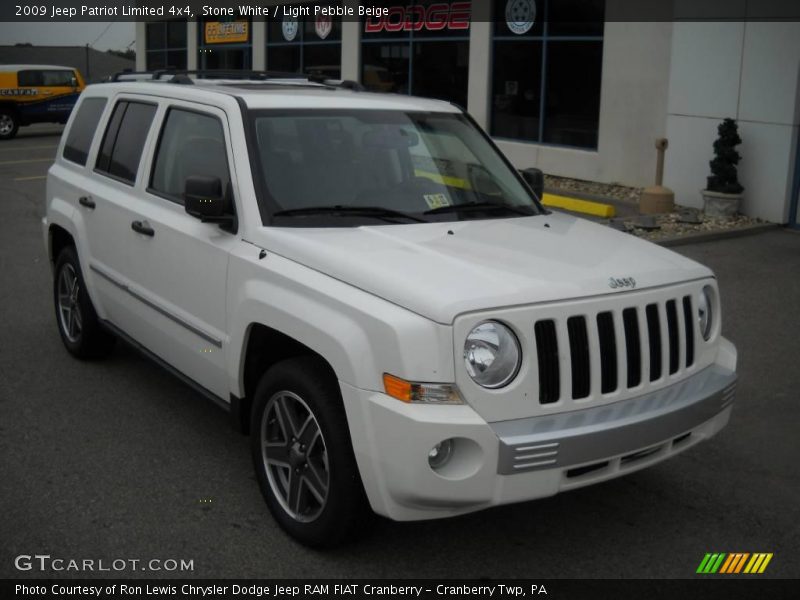 Stone White / Light Pebble Beige 2009 Jeep Patriot Limited 4x4