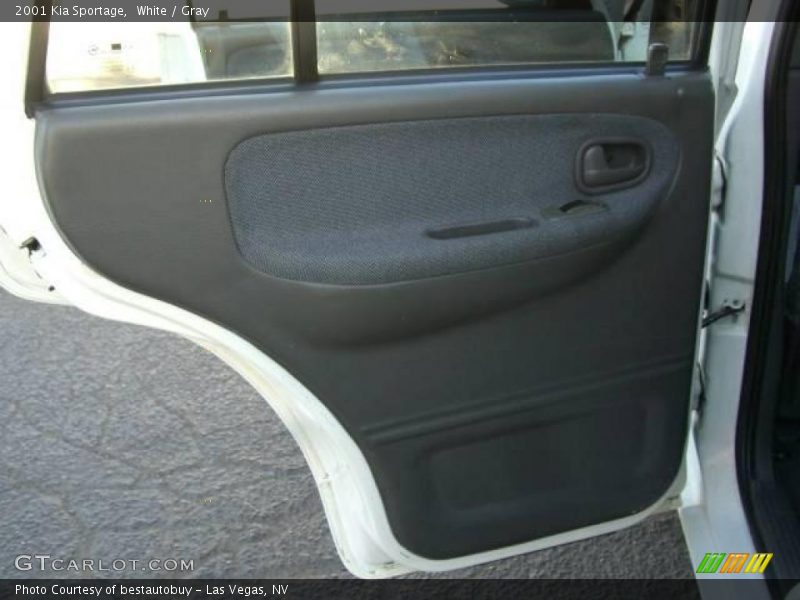White / Gray 2001 Kia Sportage