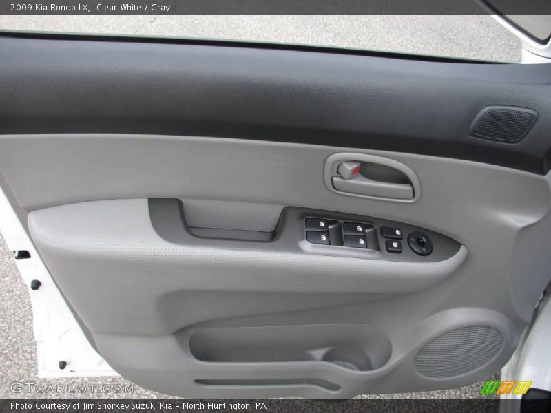 Clear White / Gray 2009 Kia Rondo LX