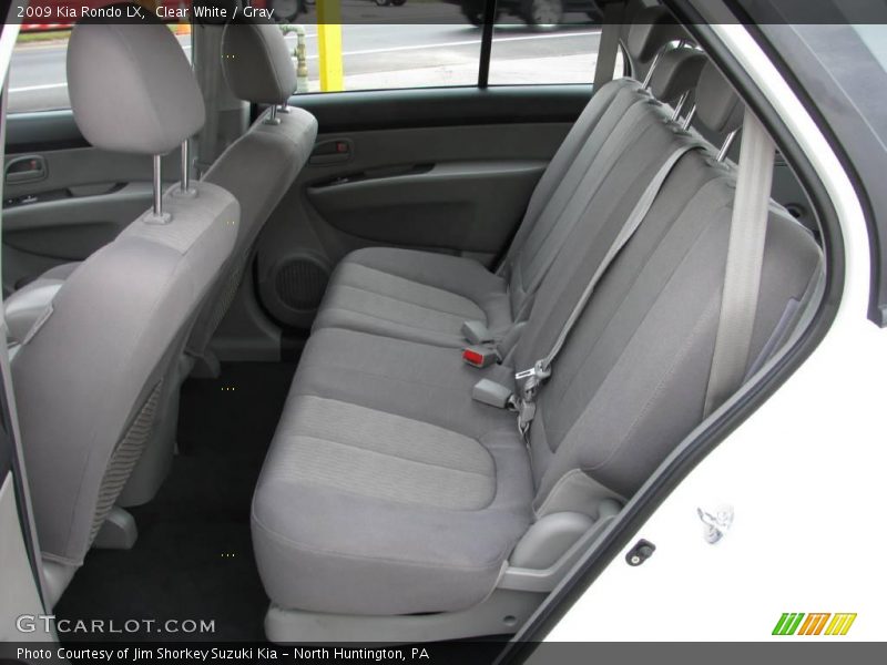 Clear White / Gray 2009 Kia Rondo LX