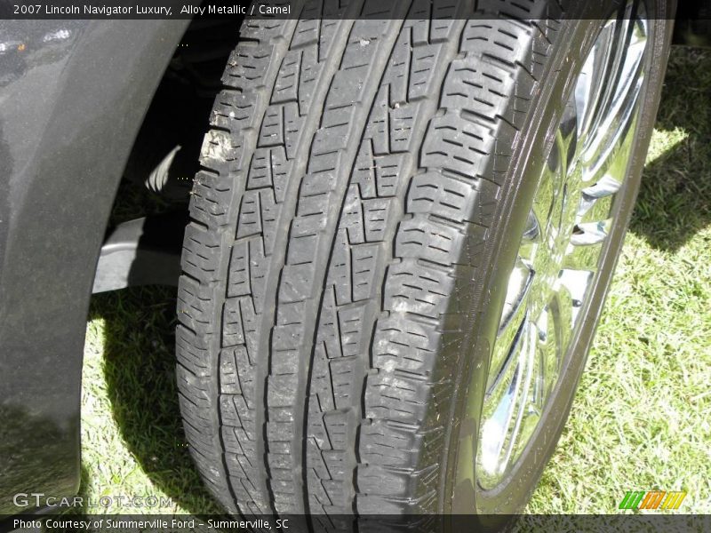 Alloy Metallic / Camel 2007 Lincoln Navigator Luxury