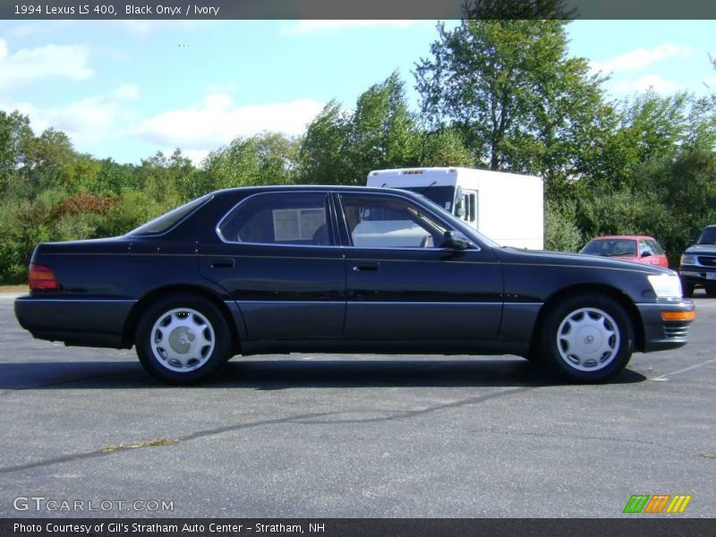 Black Onyx / Ivory 1994 Lexus LS 400