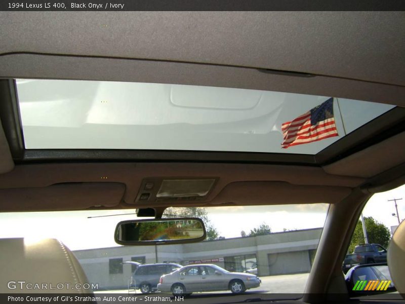 Black Onyx / Ivory 1994 Lexus LS 400