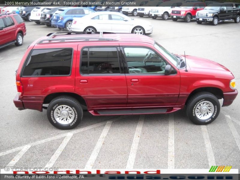 Toreador Red Metallic / Medium Graphite 2001 Mercury Mountaineer 4x4