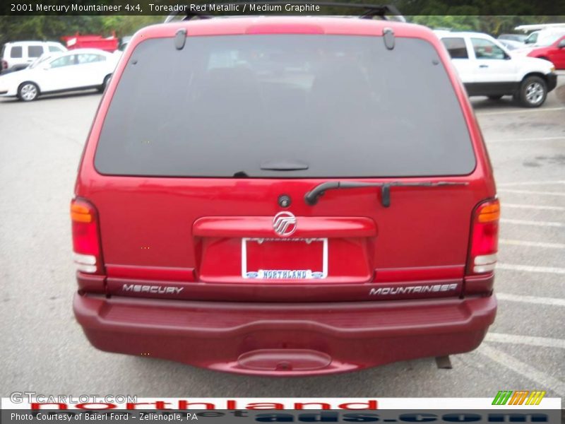 Toreador Red Metallic / Medium Graphite 2001 Mercury Mountaineer 4x4
