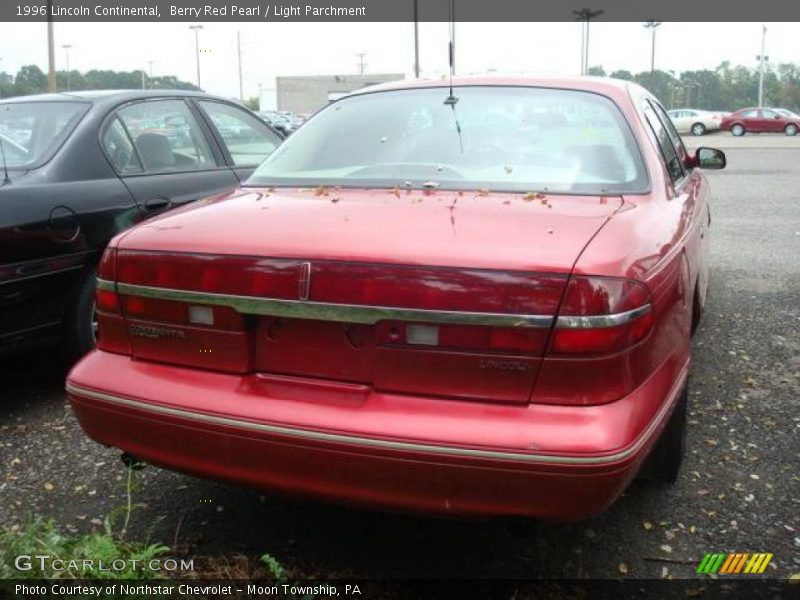 Berry Red Pearl / Light Parchment 1996 Lincoln Continental