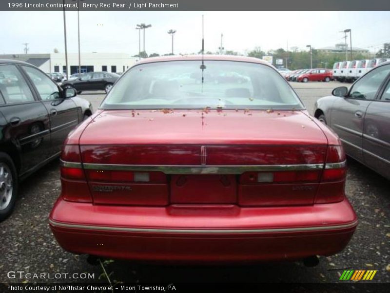 Berry Red Pearl / Light Parchment 1996 Lincoln Continental