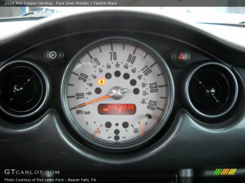 Pure Silver Metallic / Panther Black 2004 Mini Cooper Hardtop