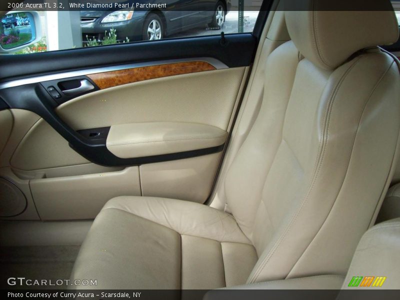 White Diamond Pearl / Parchment 2006 Acura TL 3.2