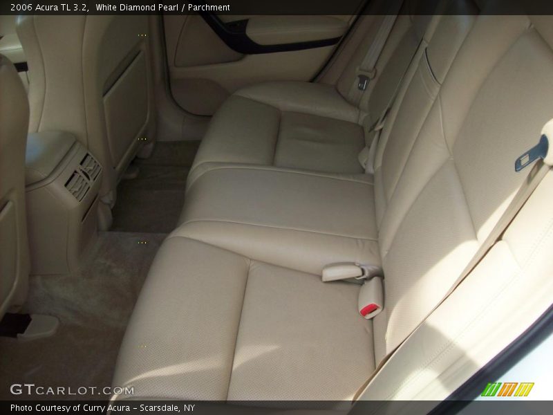 White Diamond Pearl / Parchment 2006 Acura TL 3.2