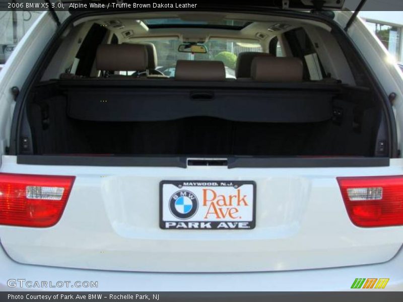 Alpine White / Truffle Brown Dakota Leather 2006 BMW X5 3.0i