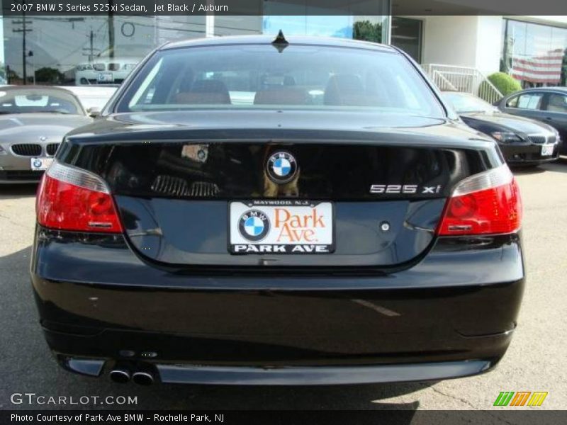 Jet Black / Auburn 2007 BMW 5 Series 525xi Sedan