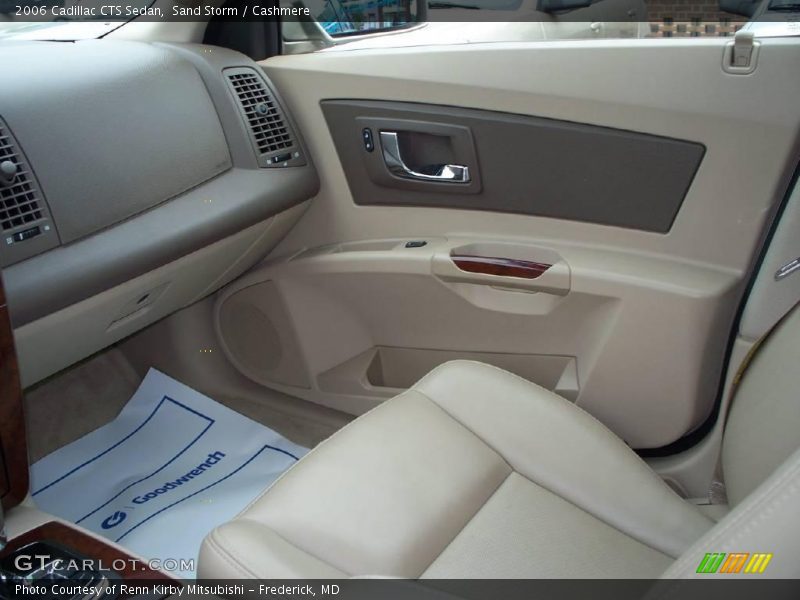 Sand Storm / Cashmere 2006 Cadillac CTS Sedan
