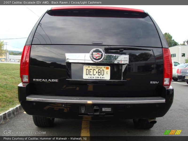 Black Raven / Cocoa/Light Cashmere 2007 Cadillac Escalade ESV AWD