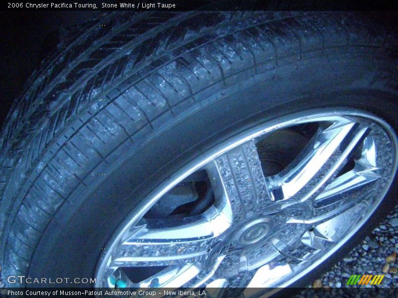 Stone White / Light Taupe 2006 Chrysler Pacifica Touring