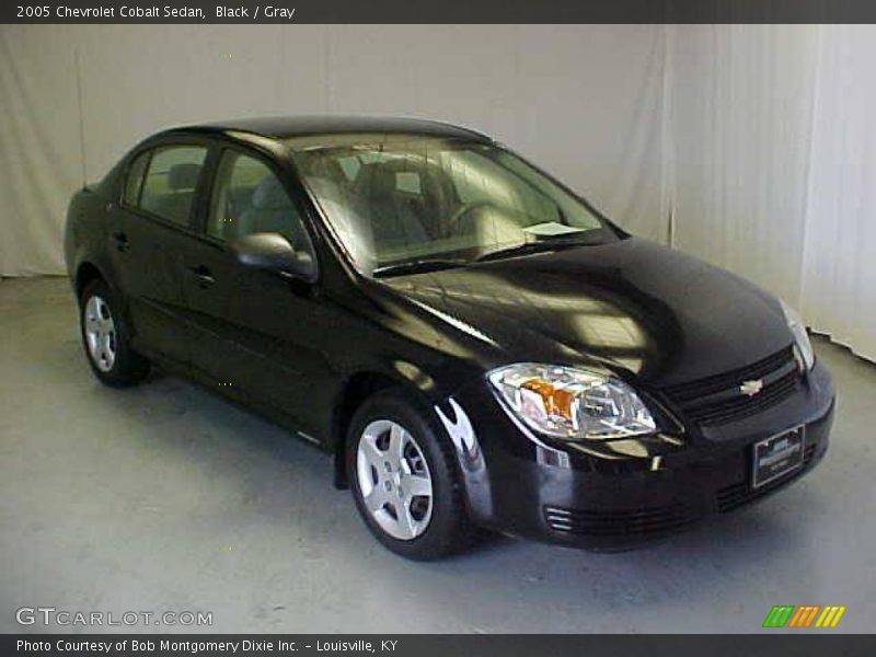 Black / Gray 2005 Chevrolet Cobalt Sedan