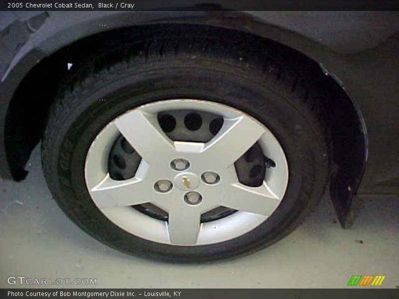 Black / Gray 2005 Chevrolet Cobalt Sedan