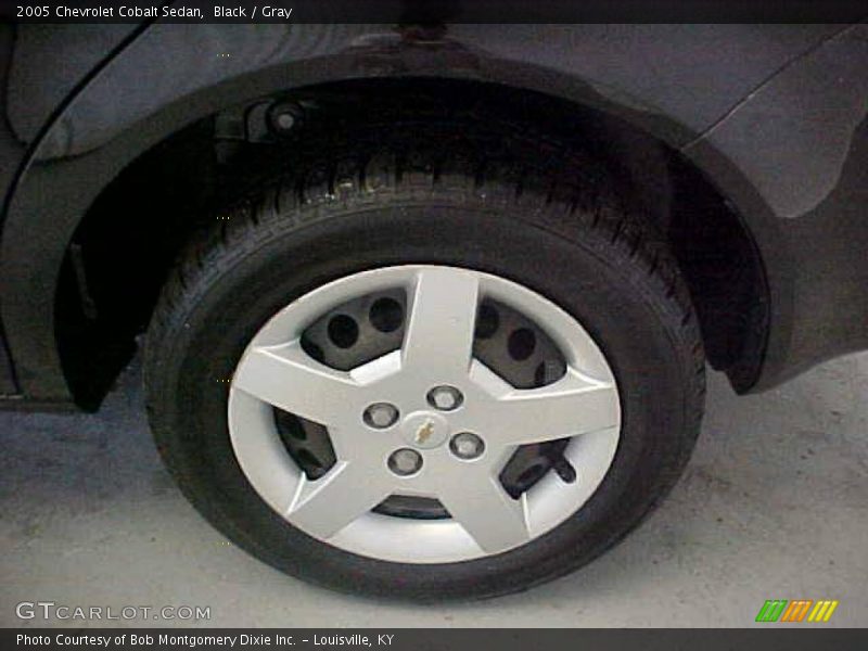 Black / Gray 2005 Chevrolet Cobalt Sedan